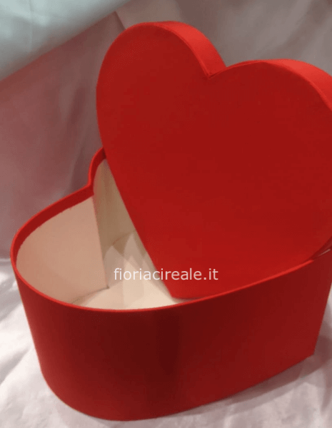 scatola  a forma cuore